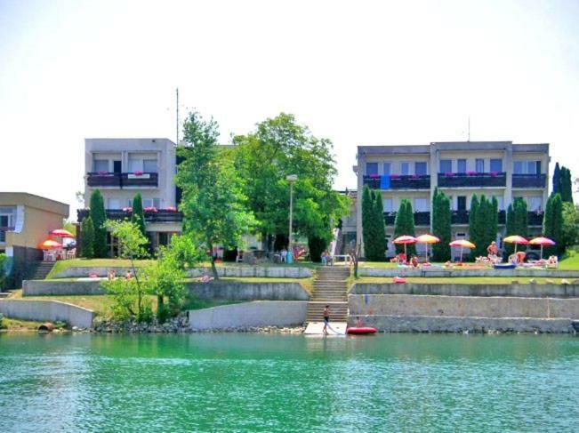 Hotel Fortuna Senec Exterior photo